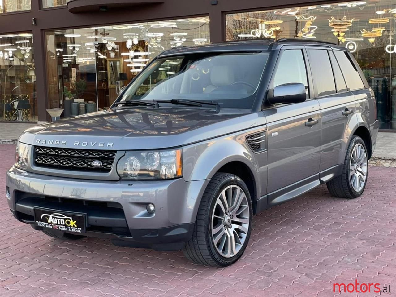 2011' Land Rover Range Rover Sport photo #1