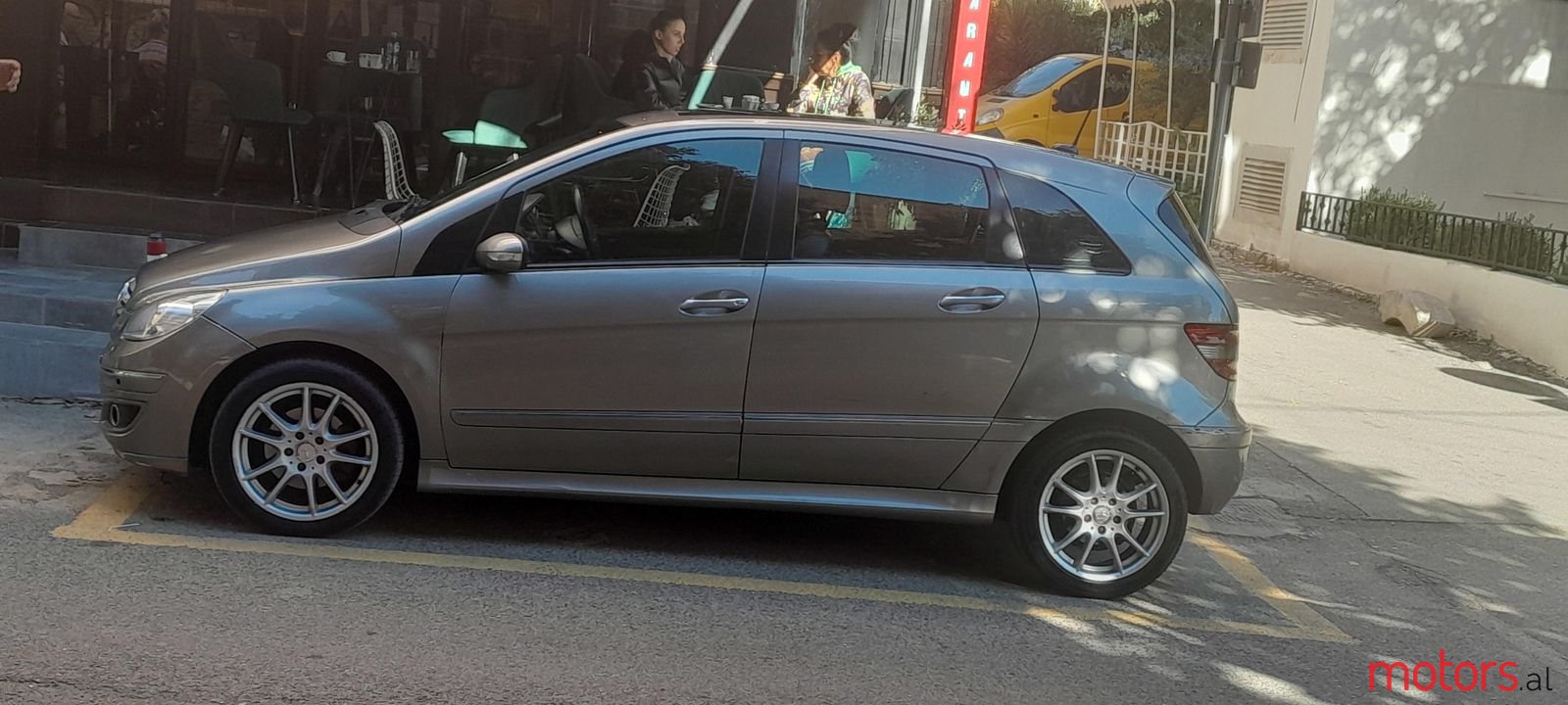 2008' Mercedes-Benz B 200 photo #3