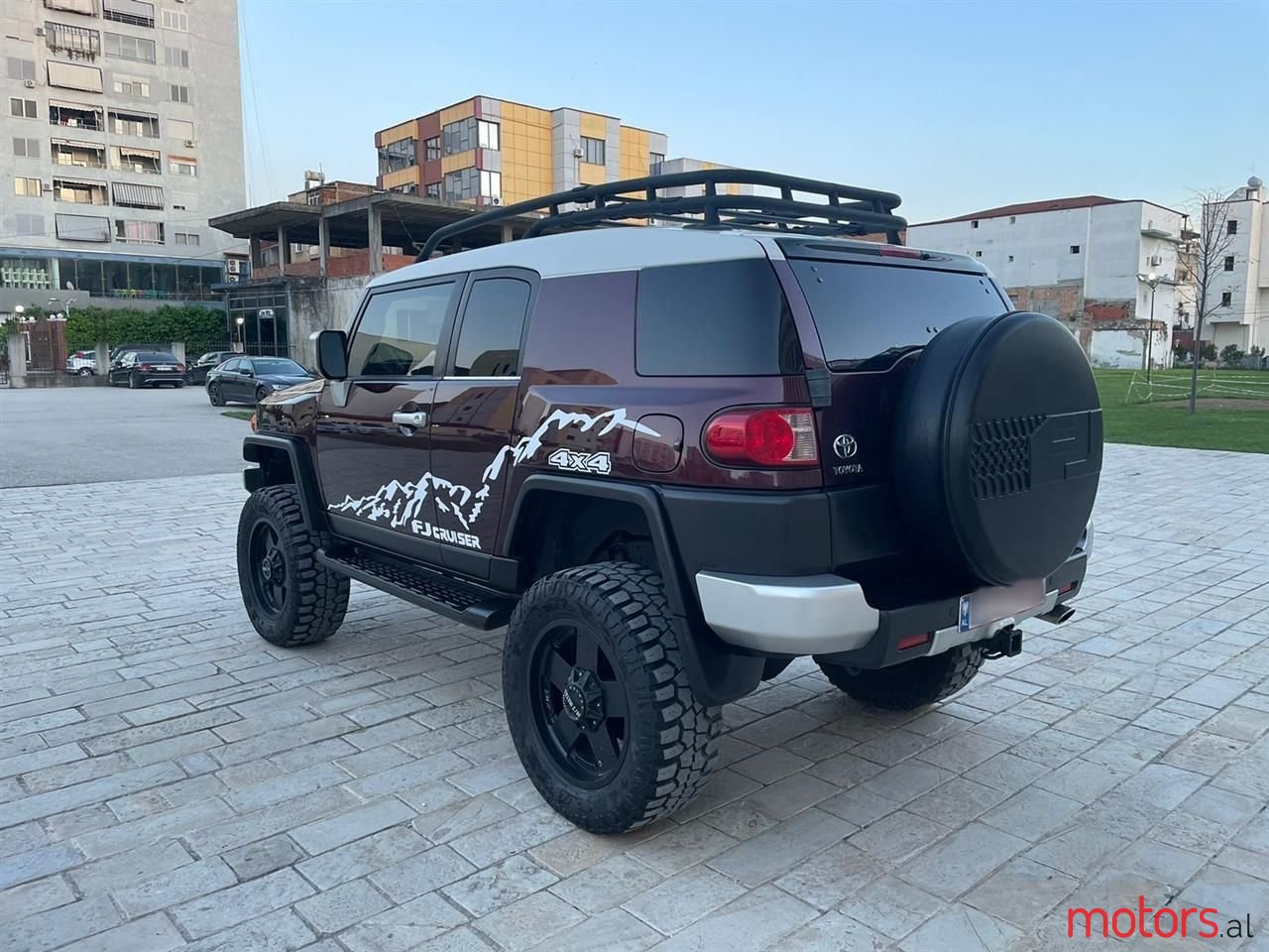 2007' Toyota FJ photo #6