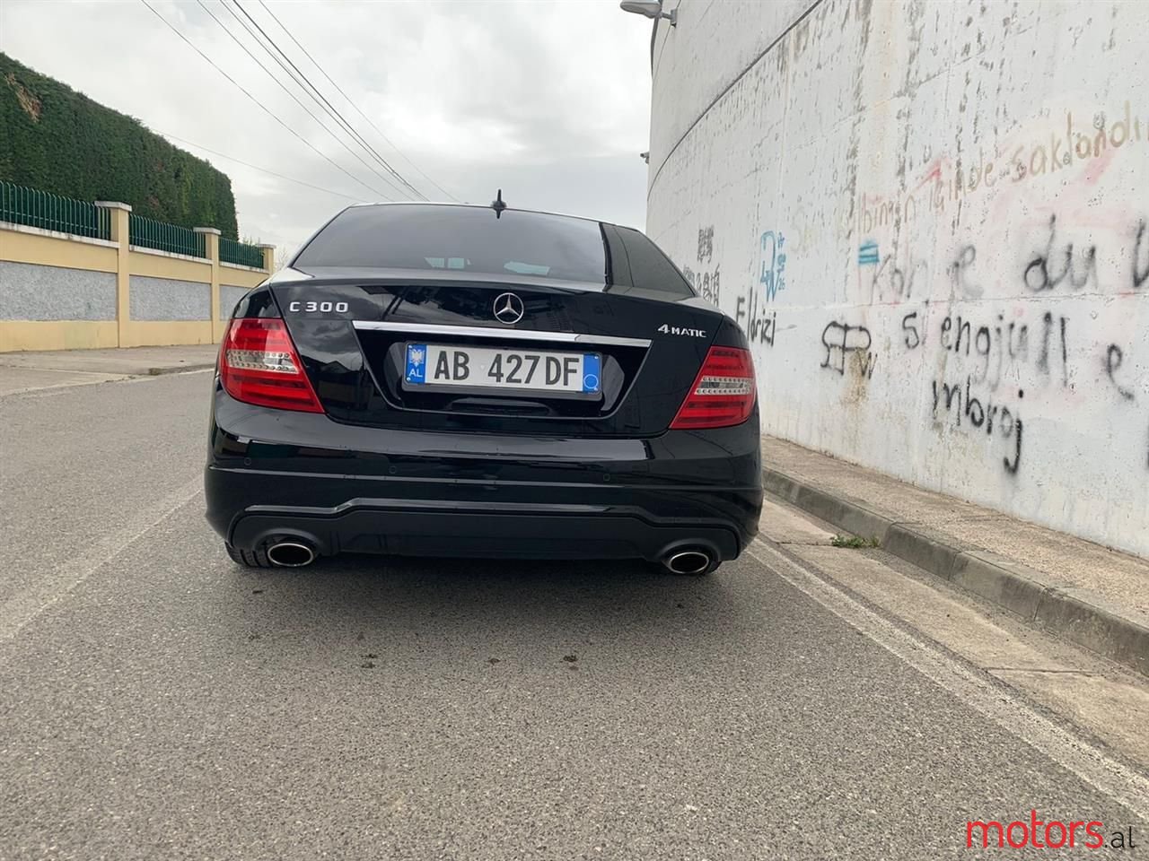 2012' Mercedes-Benz 300 photo #6