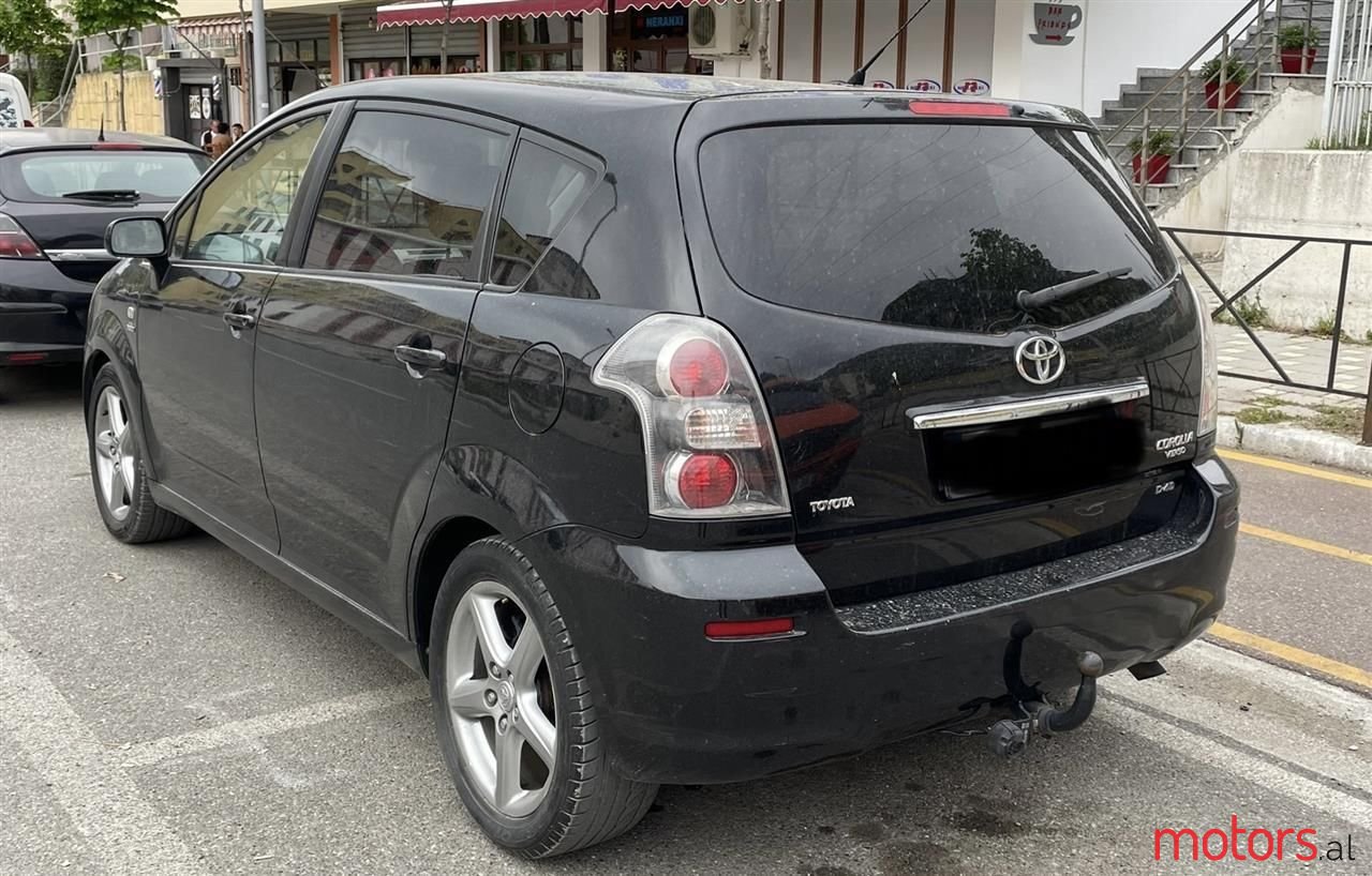 2007' Toyota Corolla Verso photo #3