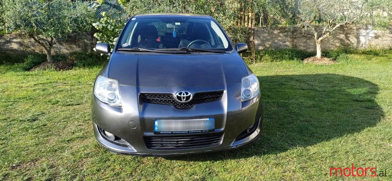 2008' Toyota Auris photo #2
