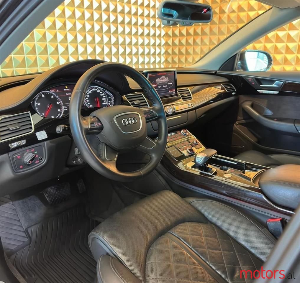 2014' Audi A8 photo #5