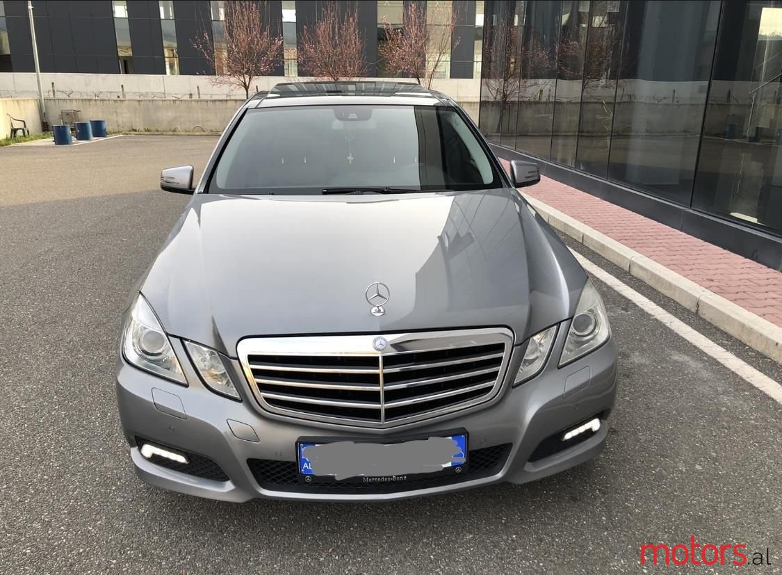 2010' Mercedes-Benz E 250 photo #4