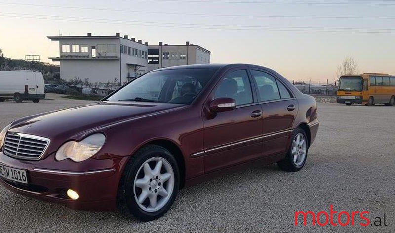 2001' Mercedes-Benz C 220 photo #1