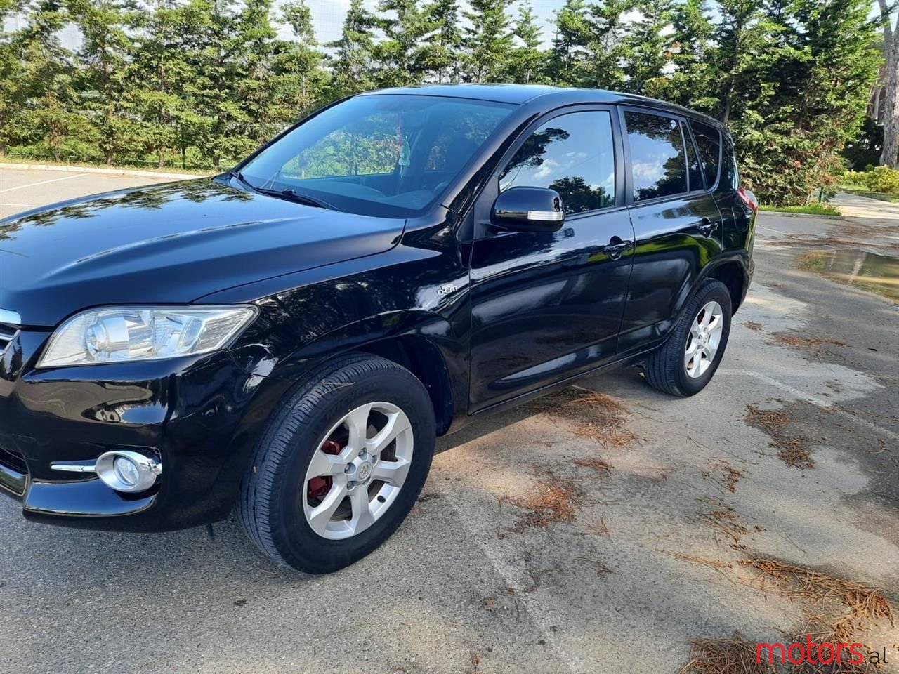 2011' Toyota RAV4 photo #1