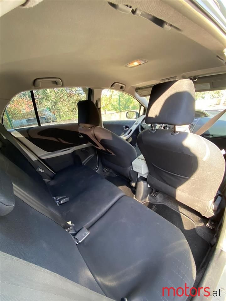 2007' Toyota Yaris photo #5