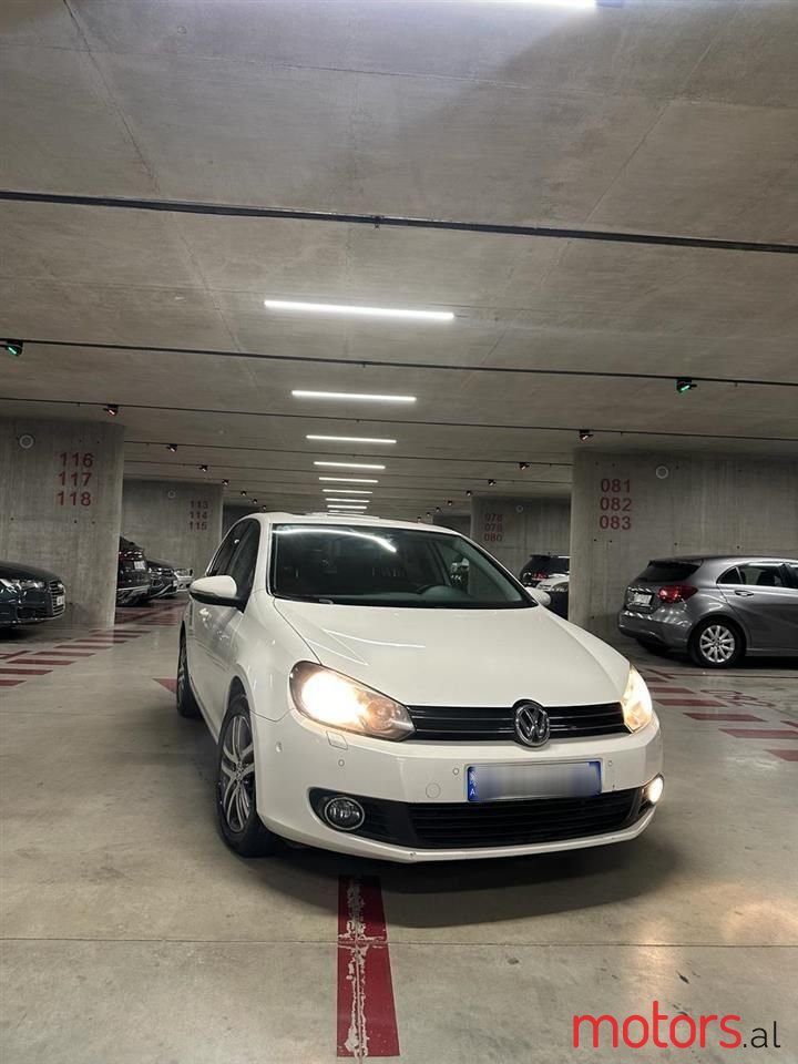 2012' Volkswagen Golf photo #1