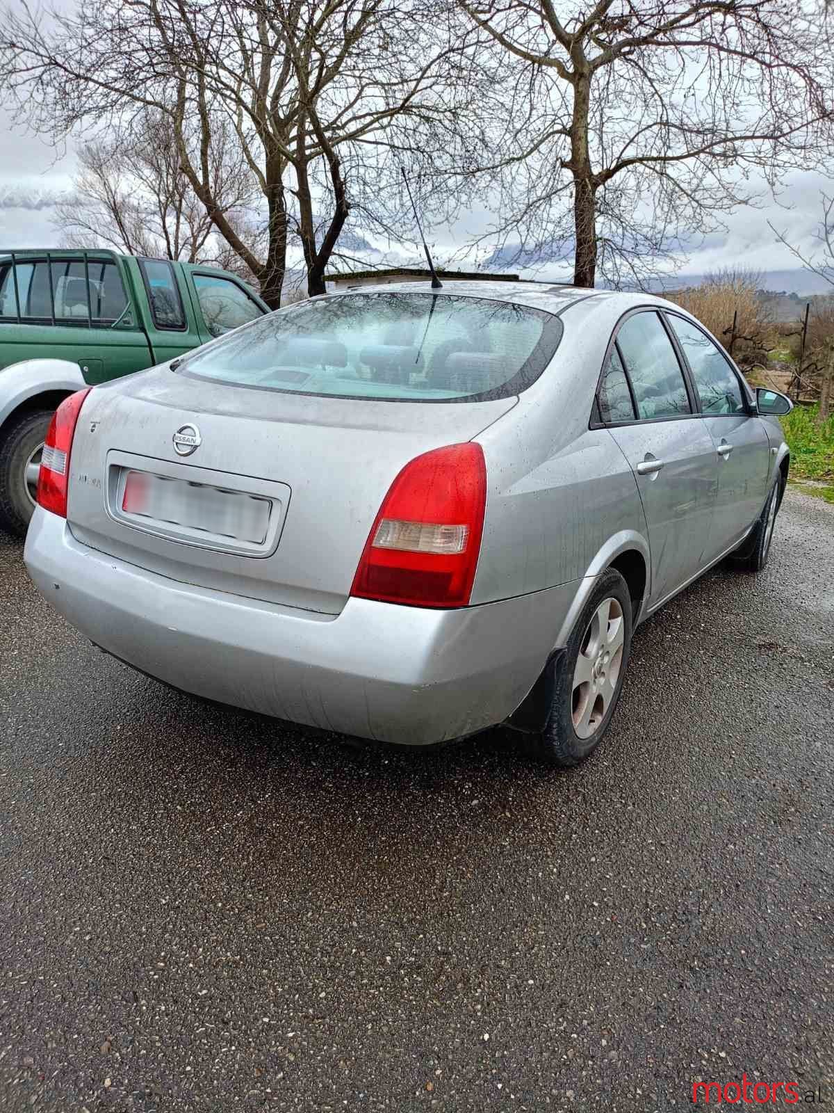 2002' Nissan Primera photo #1