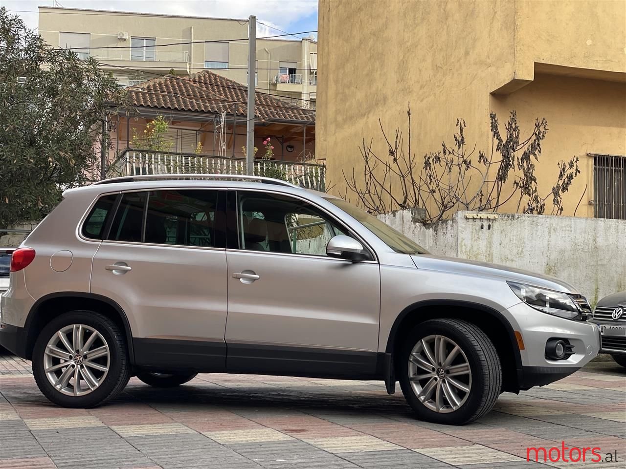 2013' Volkswagen Tiguan photo #1