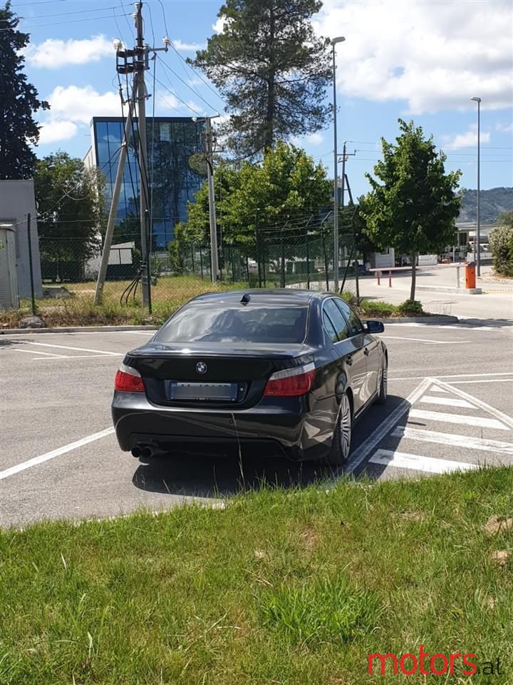 2009' BMW 530 photo #4