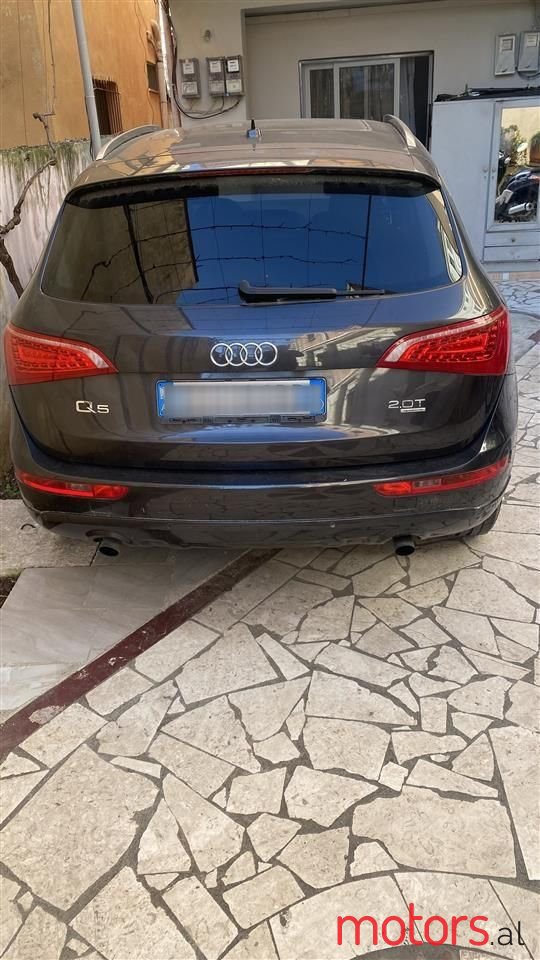 2012' Audi Q5 photo #2