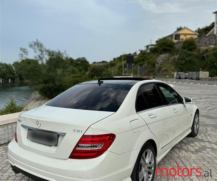 2012' Mercedes-Benz C 220 photo #4