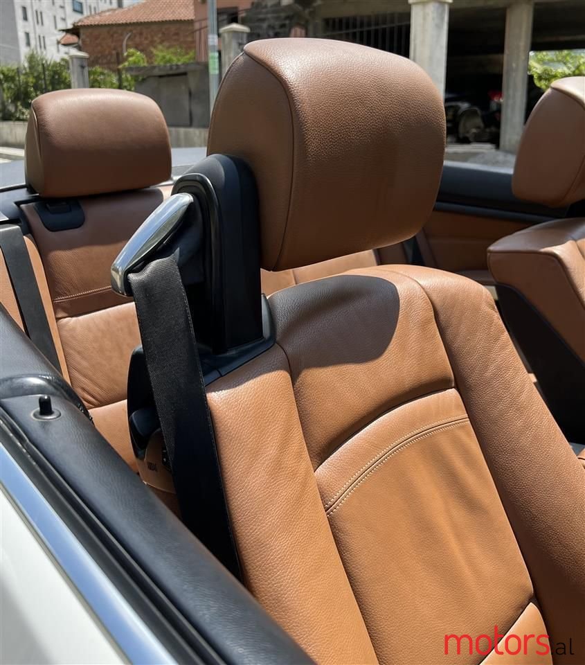 2008' BMW 320 photo #3