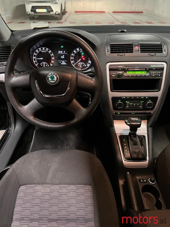 2013' Skoda Octavia photo #5