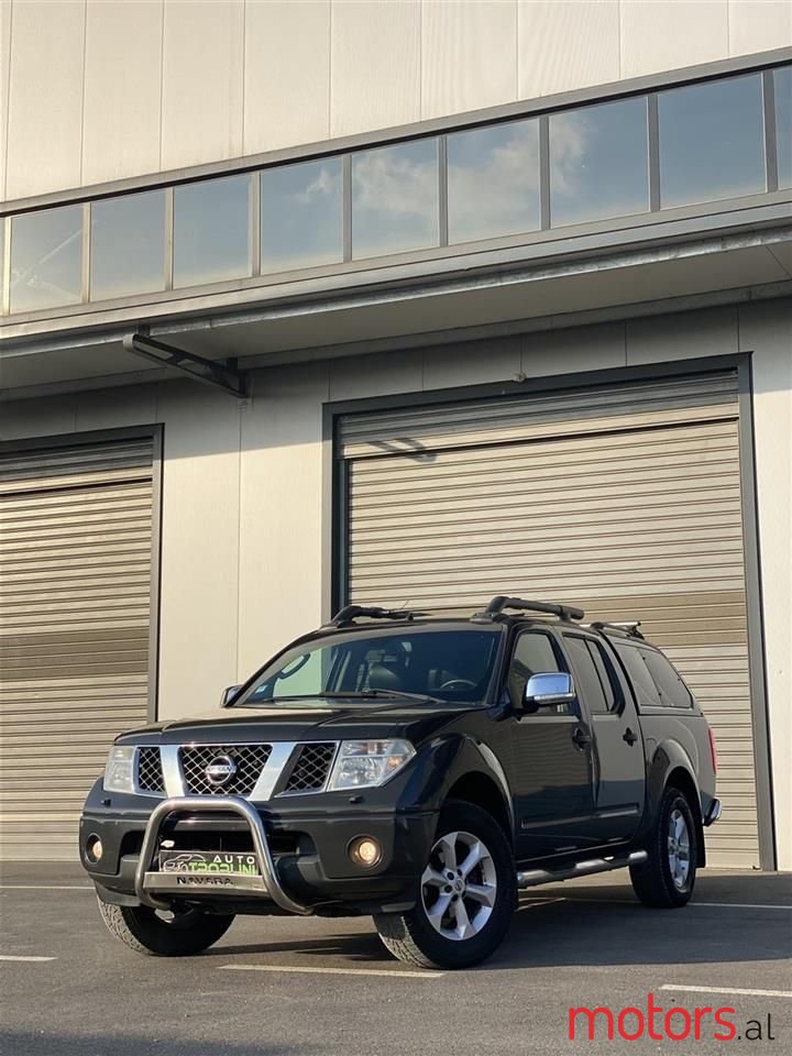 2009' Nissan Navara photo #1