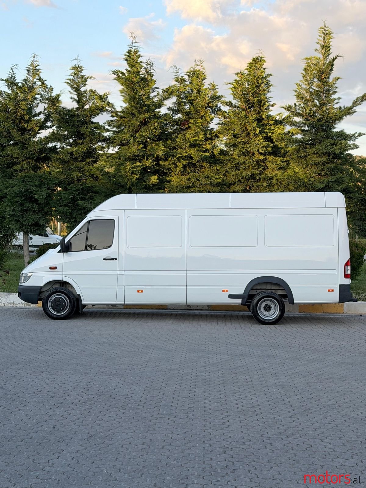 2003' Mercedes-Benz Sprinter photo #5