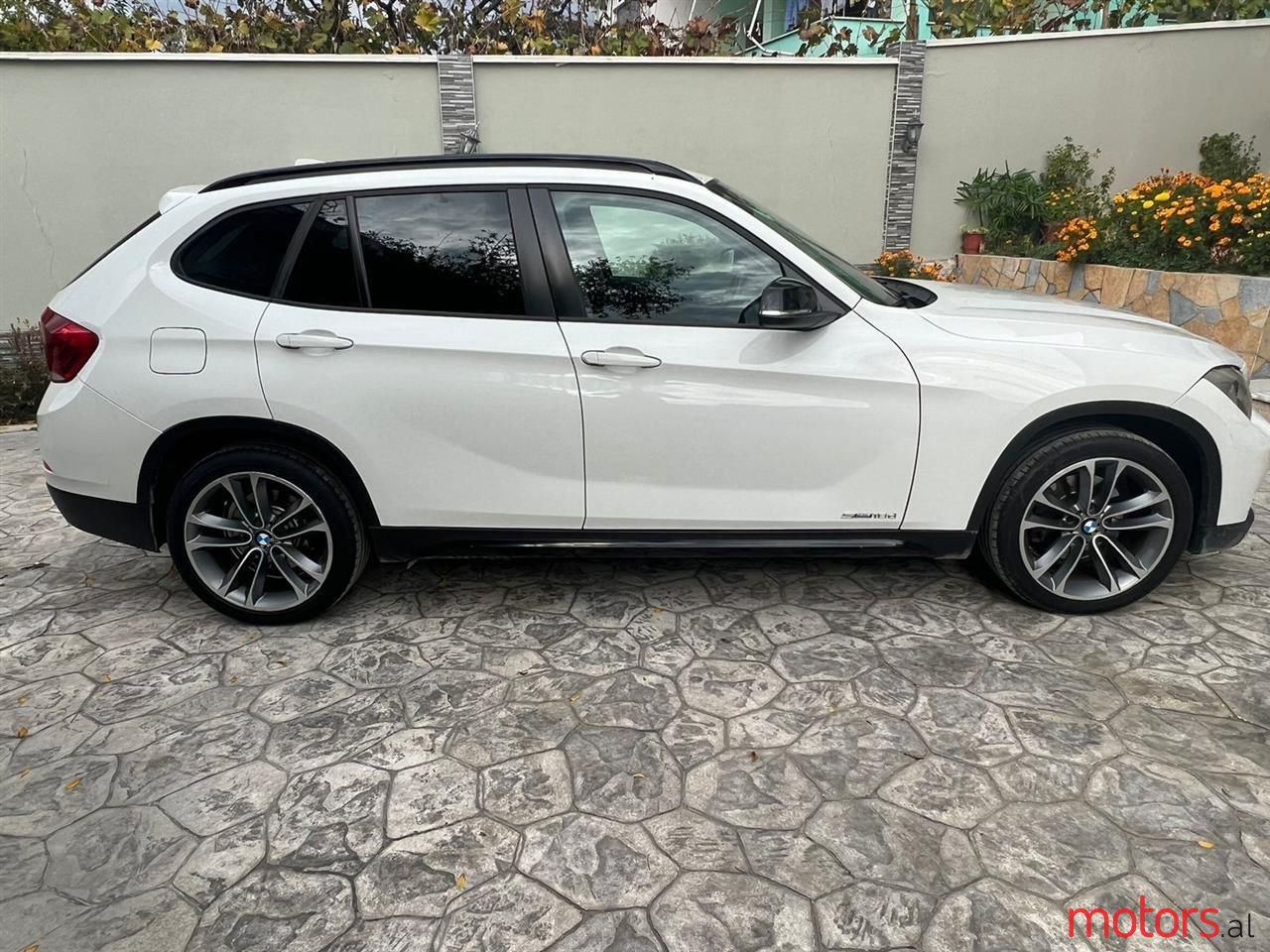 2012' BMW X1 photo #2