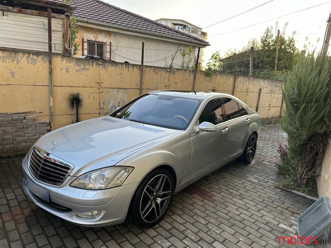2008' Mercedes-Benz S 550 photo #1