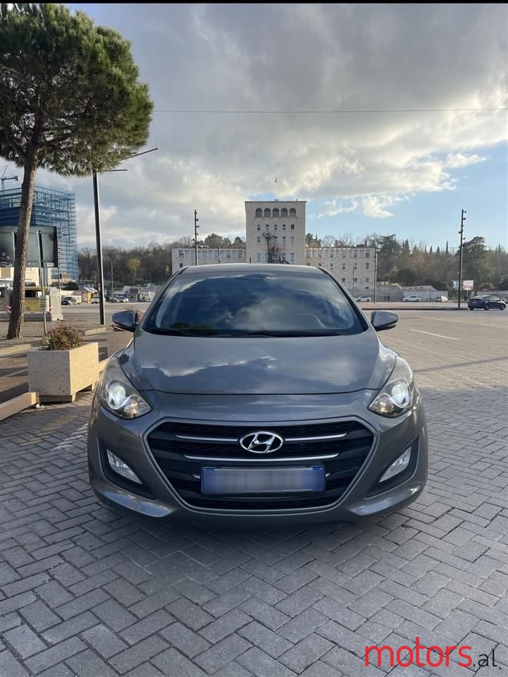 2016' Hyundai i30 photo #1