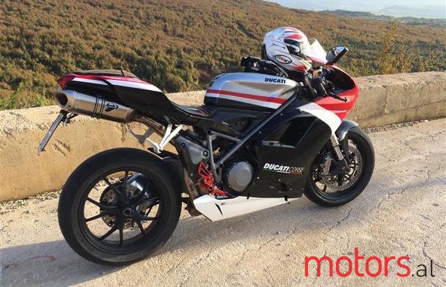 2012' Ducati Streetfighter 848 photo #1