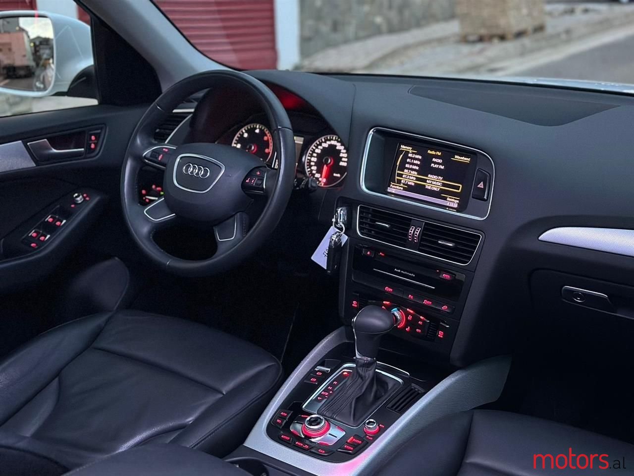 2013' Audi Q5 photo #6