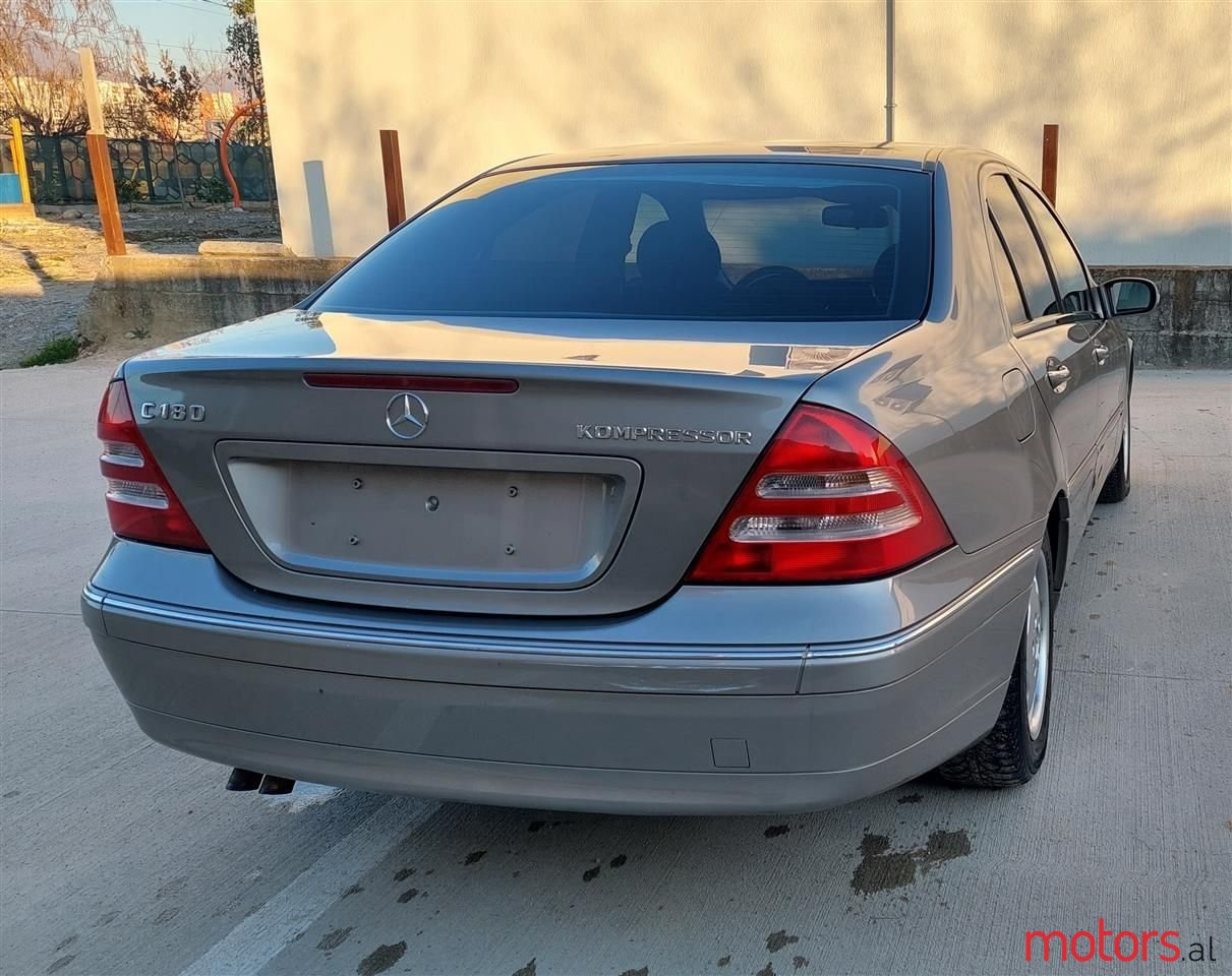 2004' Mercedes-Benz C 180 photo #3