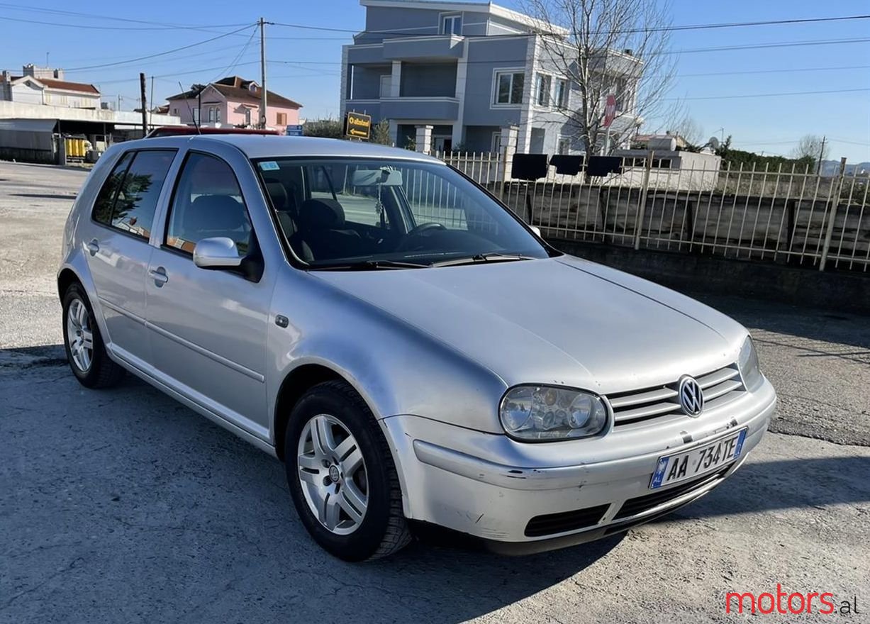 2000' Volkswagen Golf photo #1