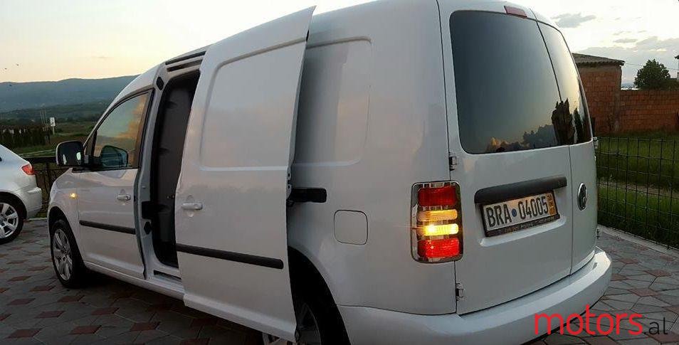 2011' Volkswagen Caddy photo #2