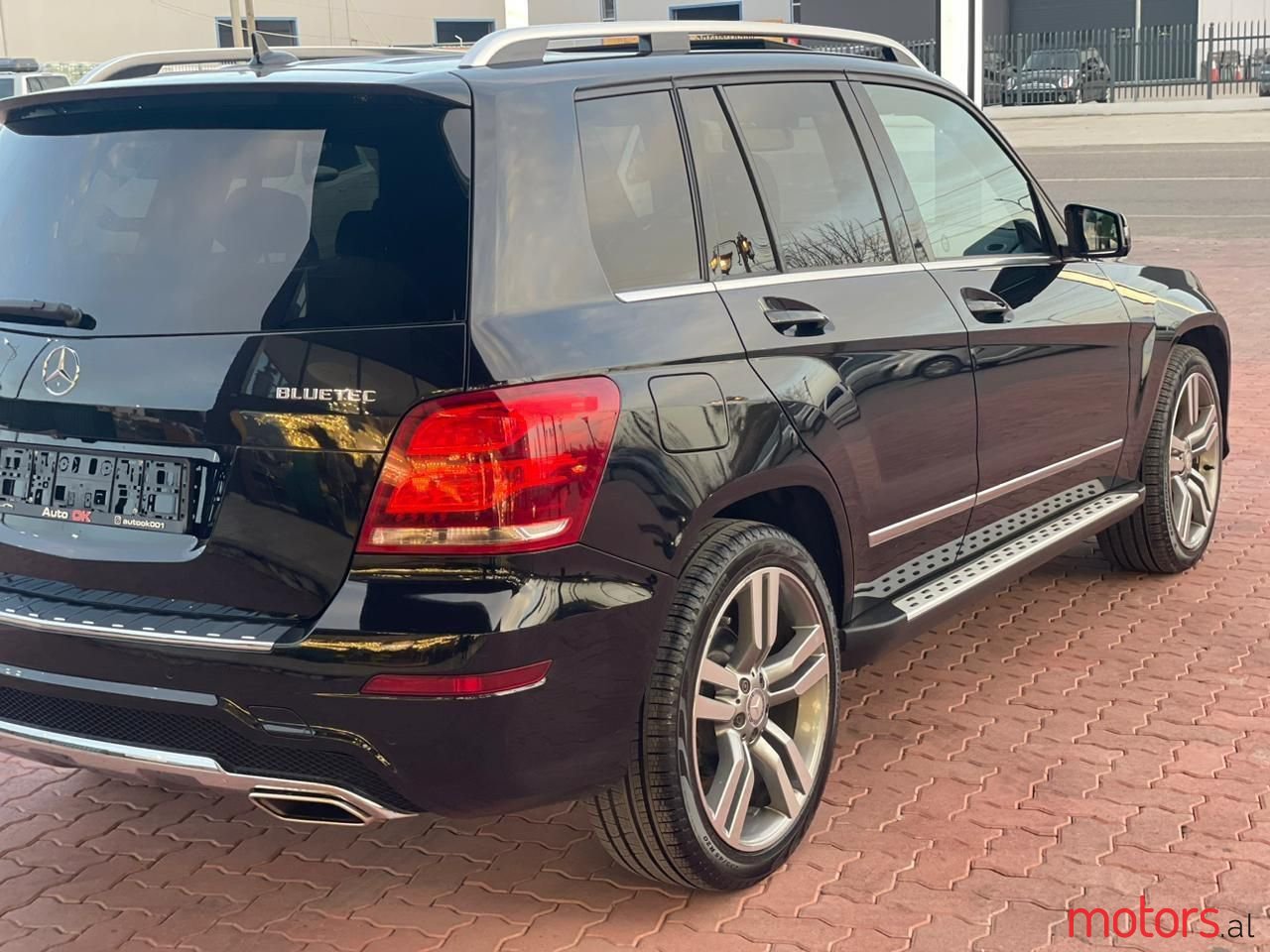 2014' Mercedes-Benz GLK 250 photo #3