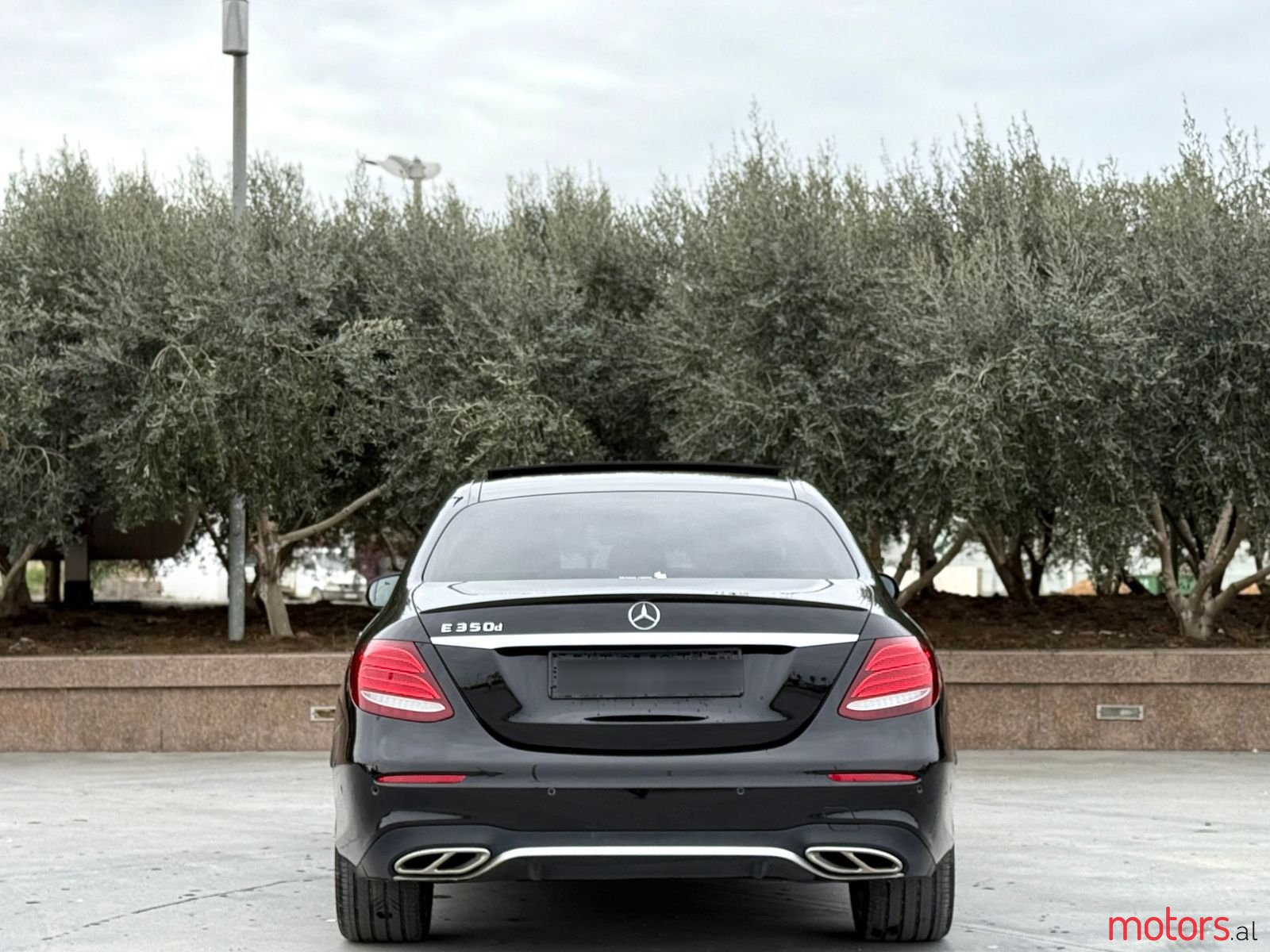 2017' Mercedes-Benz E 350 photo #5