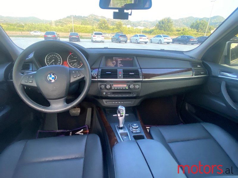 2011' BMW X5 photo #6