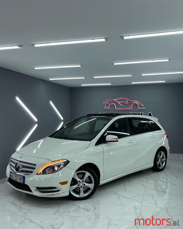 2014' Mercedes-Benz B 250 photo #6