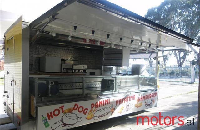 2010' Mercedes-Benz photo #3