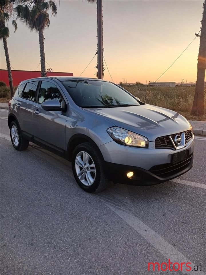 2011' Nissan Qashqai photo #1