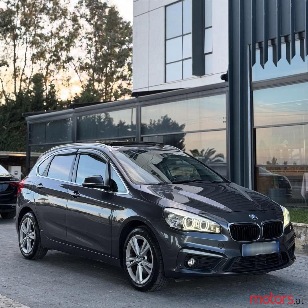 2015' BMW 218 photo #4