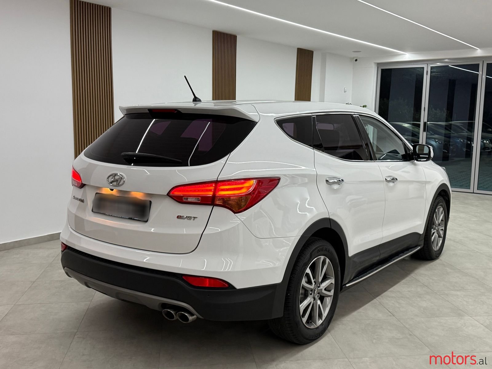 2013' Hyundai Santa Fe photo #6