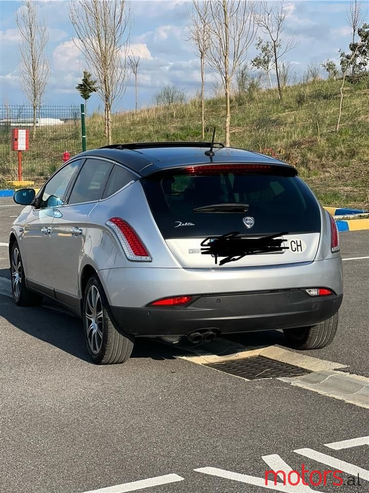 2010' Lancia Delta photo #6