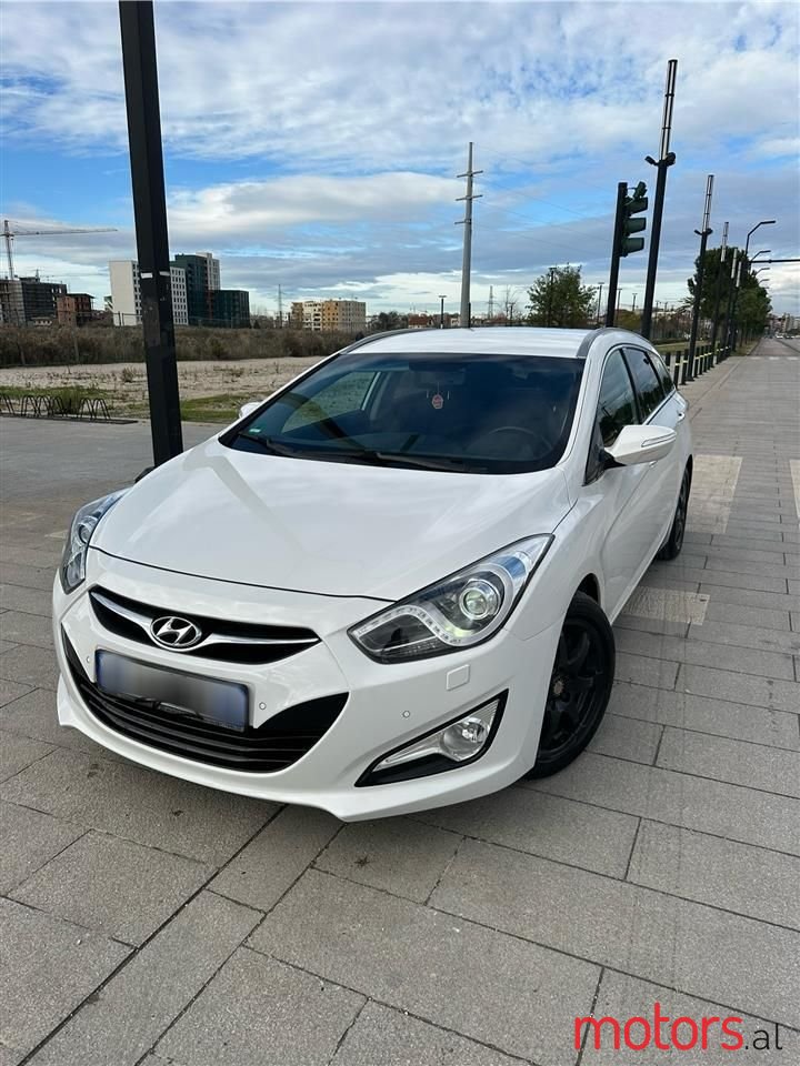 2013' Hyundai i40 photo #1