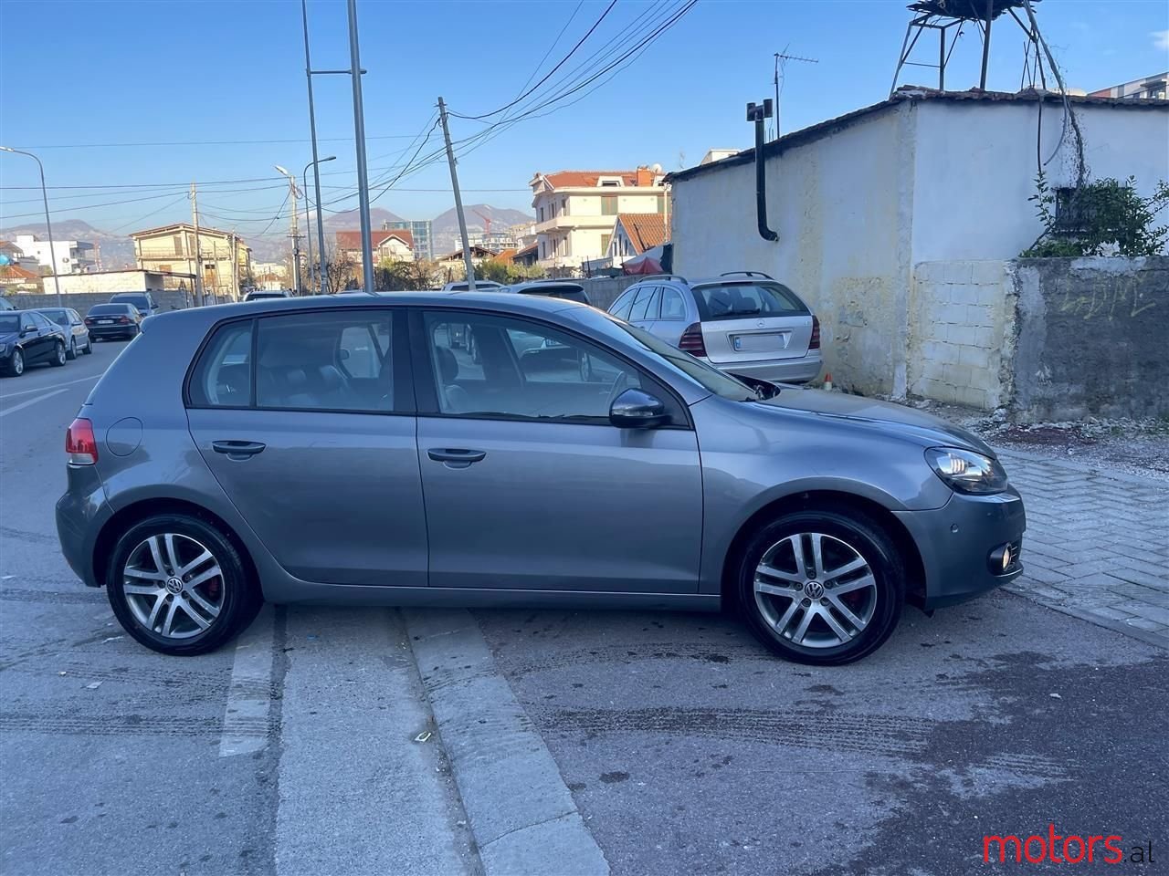 2012' Volkswagen Golf photo #5