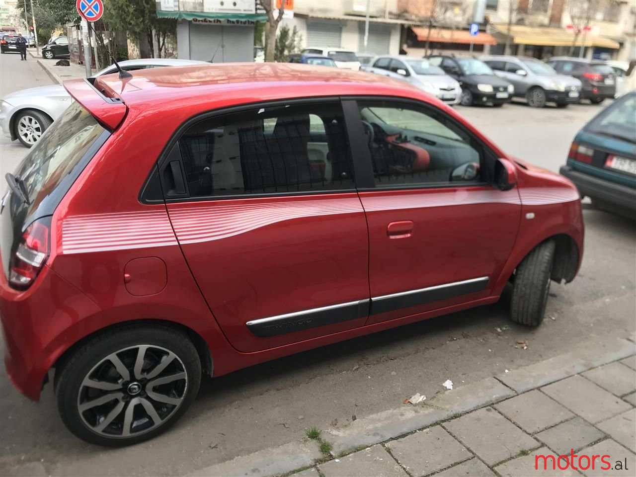 2015' Renault Twingo photo #6