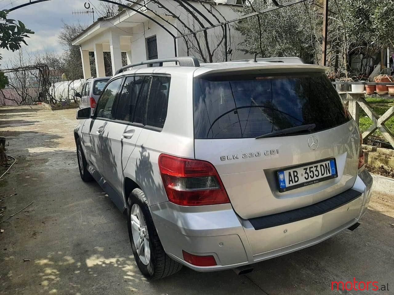 2010' Mercedes-Benz 220 photo #1