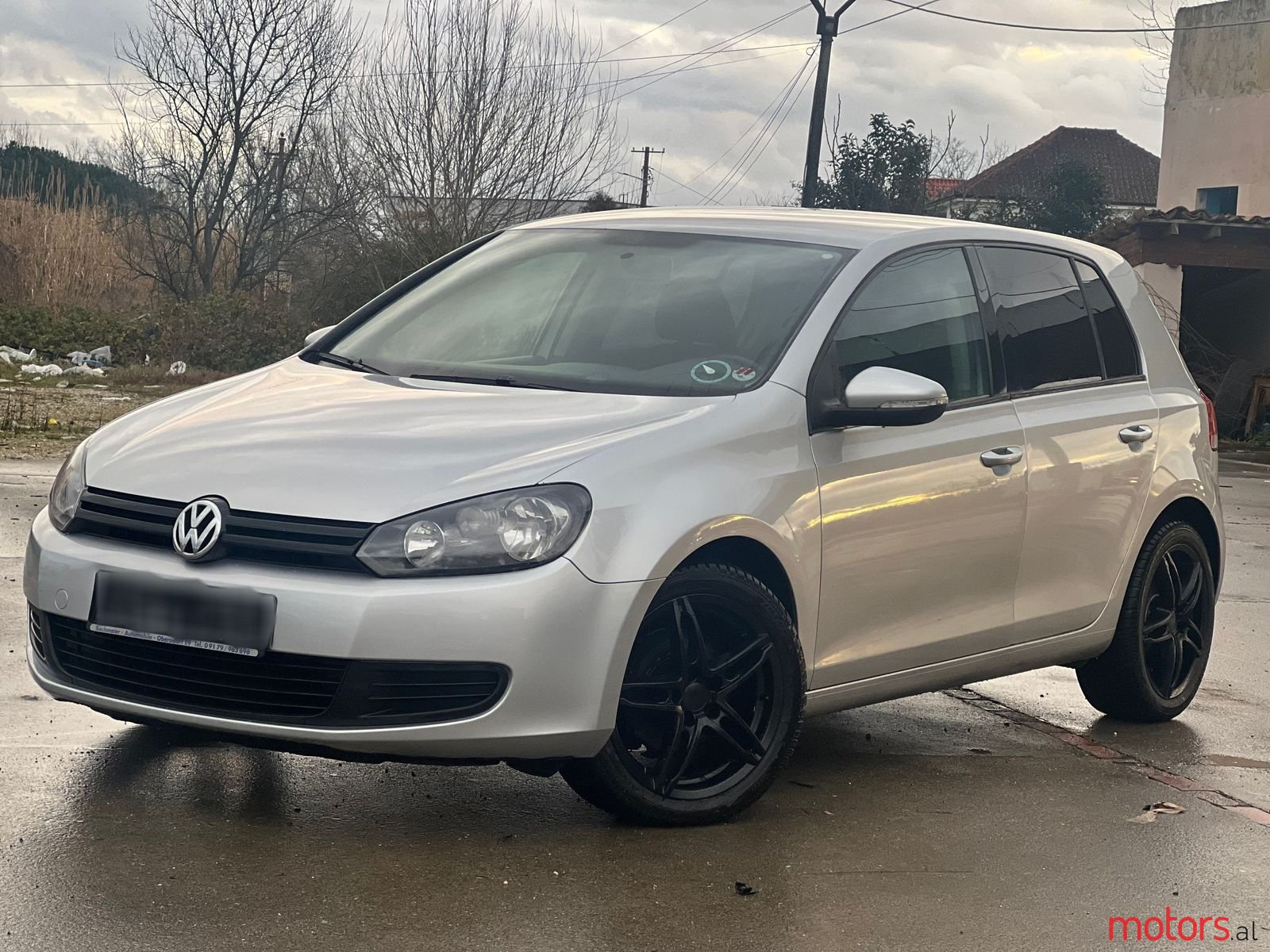 2009' Volkswagen Golf photo #1