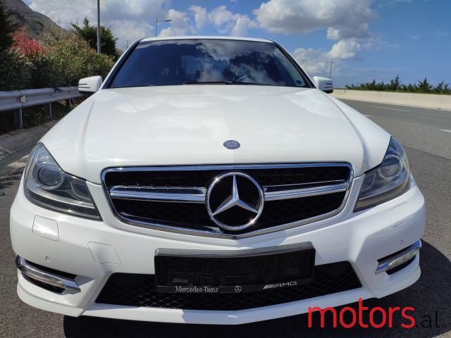 2013' Mercedes-Benz C-Class photo #1