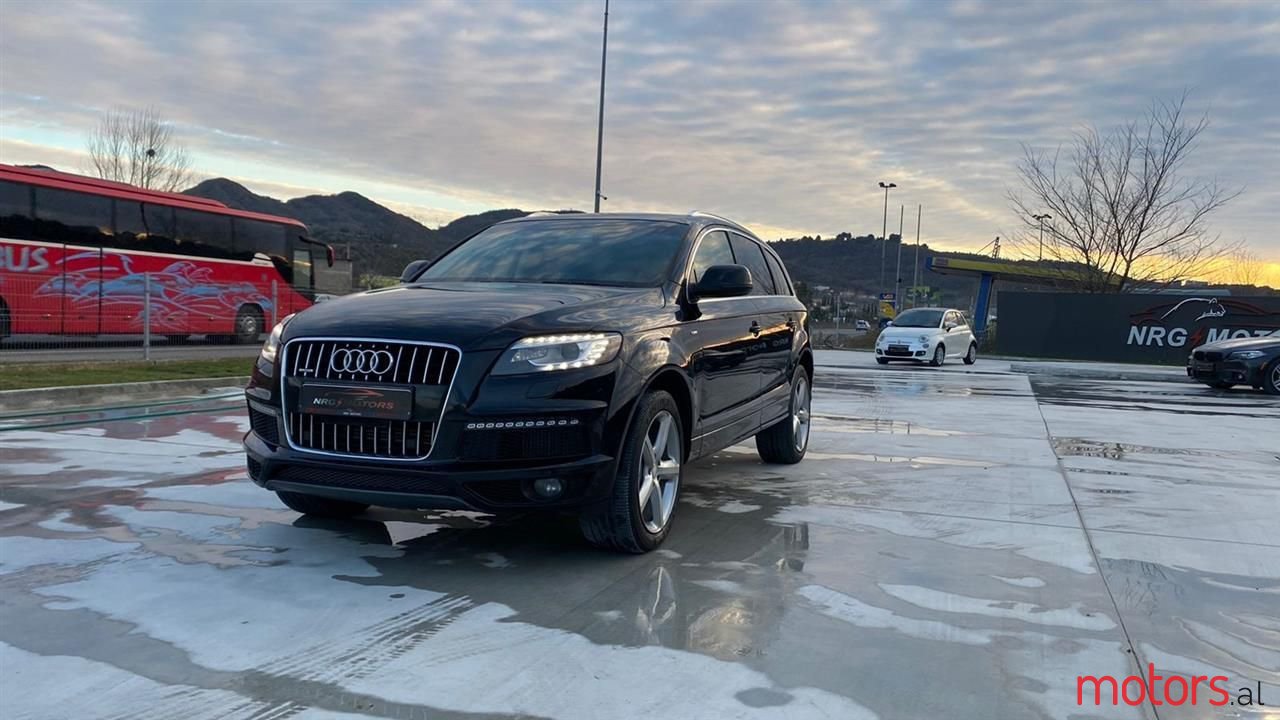 2011' Audi Q7 photo #6