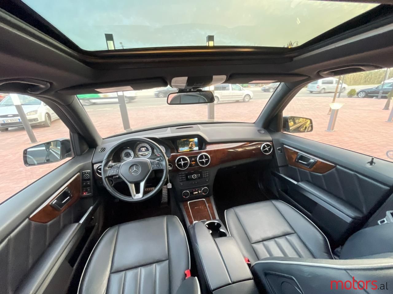 2014' Mercedes-Benz GLK 250 photo #5