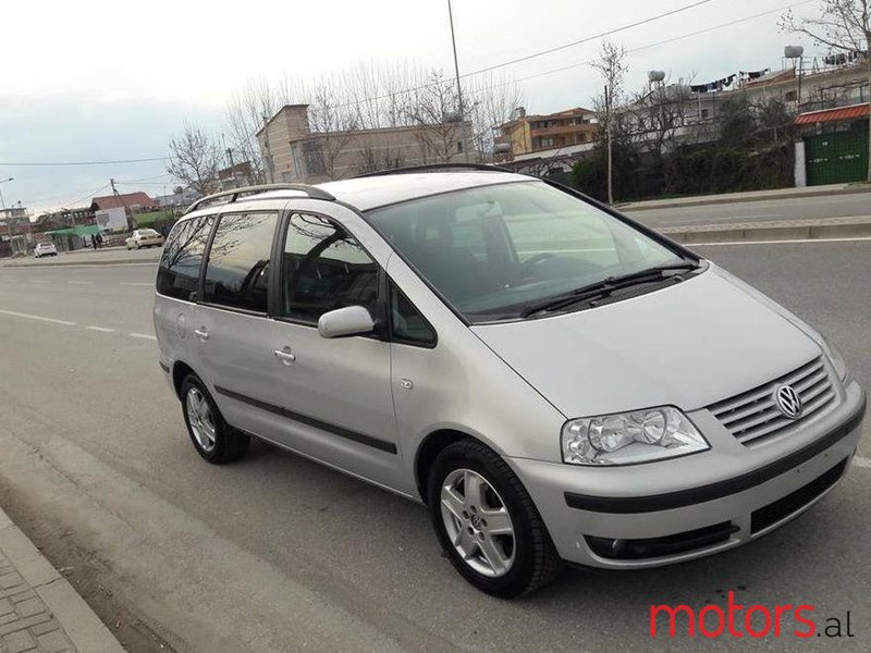 2002' Volkswagen Sharan photo #1