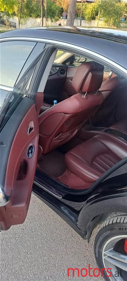 2006' Mercedes-Benz CLS 320 photo #2