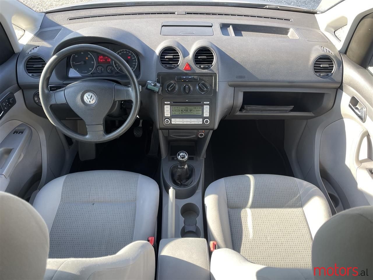 2007' Volkswagen Caddy photo #2