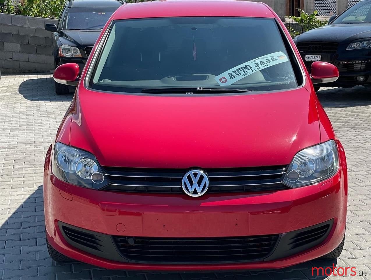 2010' Volkswagen Golf Plus photo #5